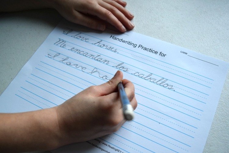 If The Schools Won't Teach Your Kid Cursive Writing, Will You?homeschooling and public